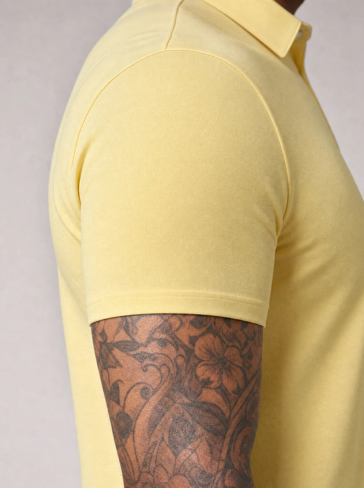 Yellow - sleeve detail