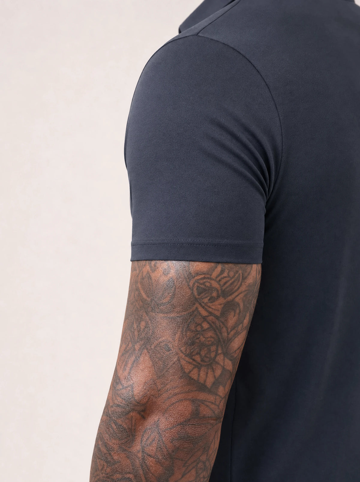 Dark Grey - sleeve detail