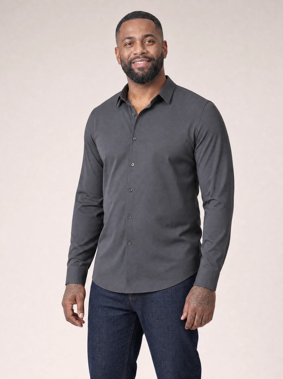 Dark Grey - front 3/4 | Ryan | 180 | 88 | L